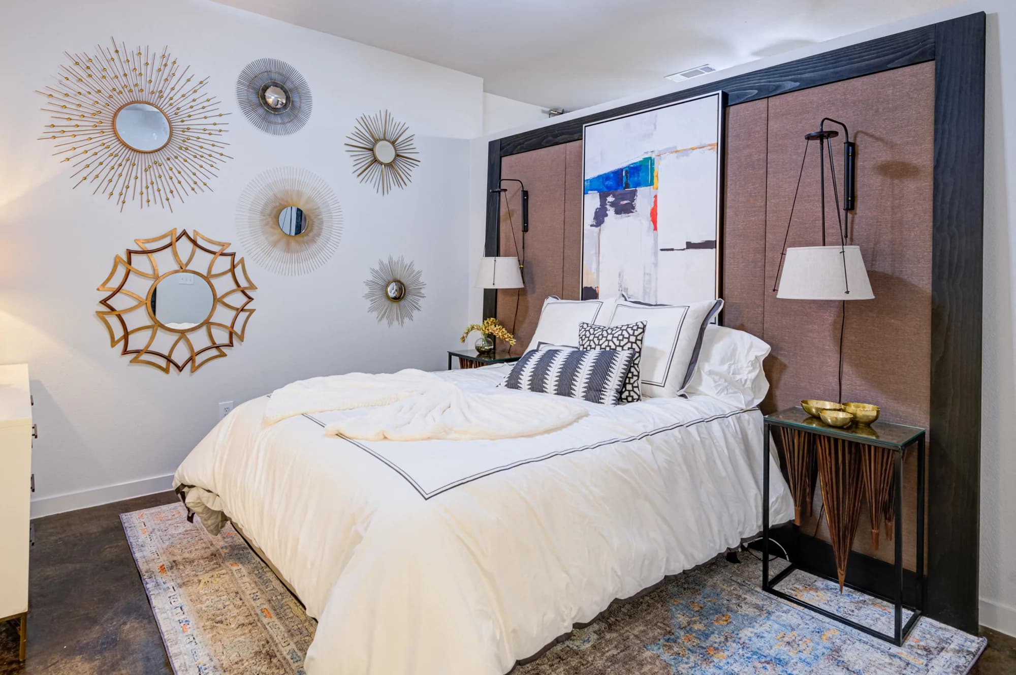 Model Bedroom
